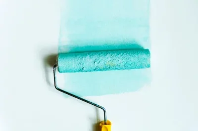 Peinture intérieure à Sauzelles — murs, plafonds et boiseries